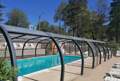 France : Camping Aux Portes Des Mille Sources