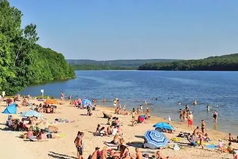 France : Camping Le Lac des Vieilles Forges