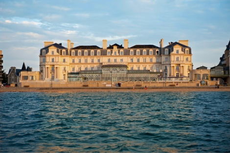 France Bretagne : Hôtel Grand Hôtel des Thermes