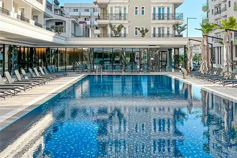 partir en vacances en aout : albanie