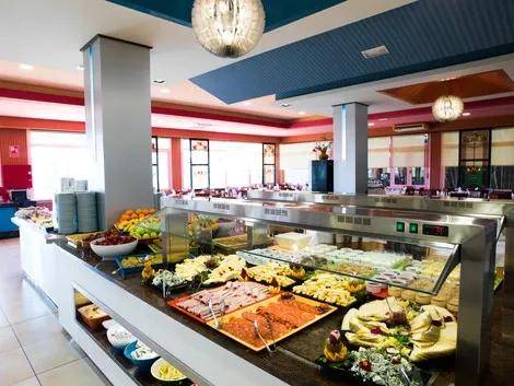 Restaurant buffet