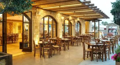 Restaurant Avra Tavern