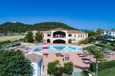 Hôtel Cala Luas Resort cardedu ITALIE