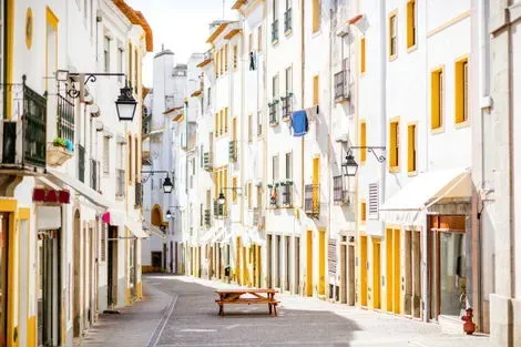 Evora
