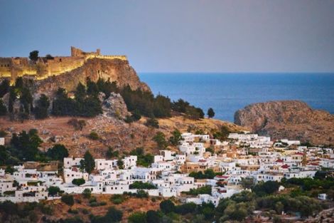 Lindos crépuscule
