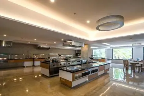 Restaurant buffet